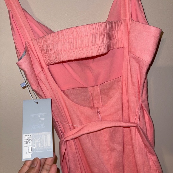 Antonio Melani Elise Stretch Linen Sweetheart
Neck Sleeveless Tie Waist Jumpsuit - Picture 8 of 8